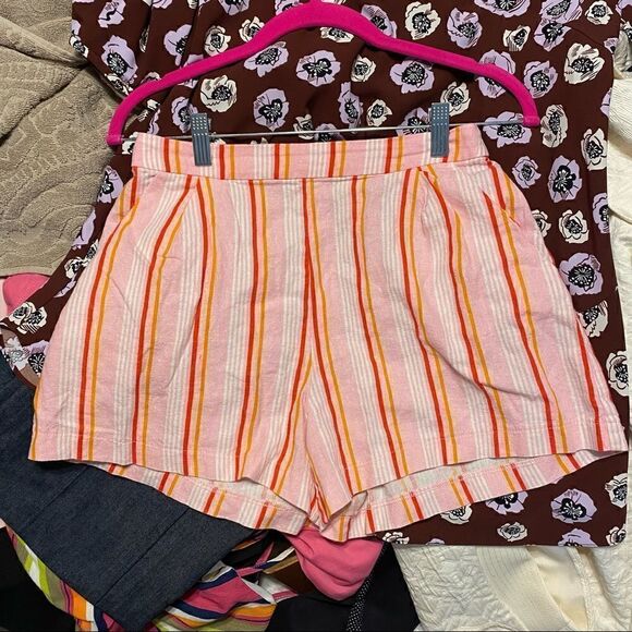 LUSH high waist linen shorts - Picture 5 of 8